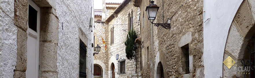 Sitges: Carrer d'en bosc. Pourquoi louer villas à sitges?