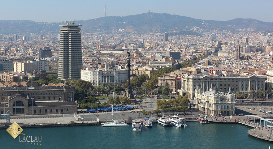 Vues du port de Barcelone. Vie à la périphérie de Barcelone