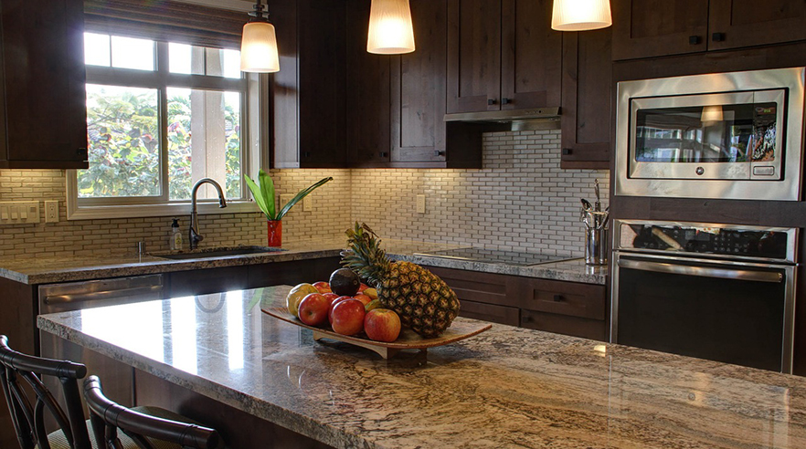 шале в Ситжес с землей.